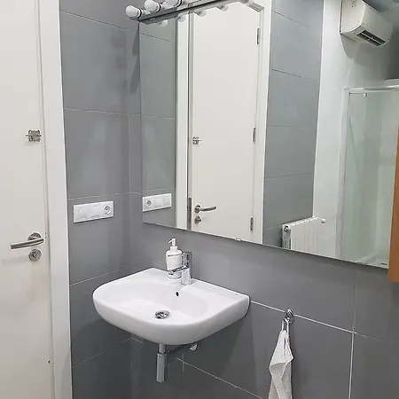 Πανσιόν Donosti Surf Σαν Σεμπαστιάν